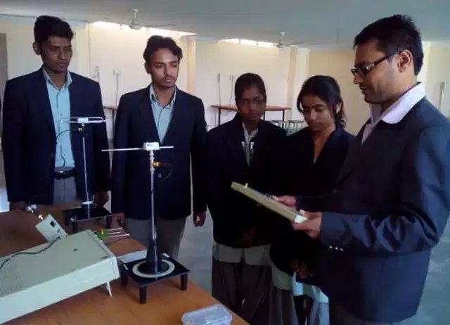 BHOPAL_INSTITUTE_OF_TECHNOLOGY